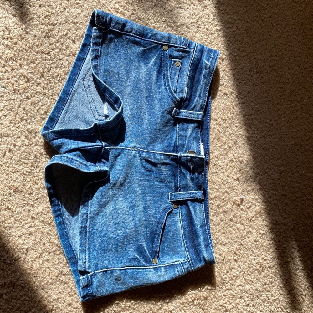 O’Neill summer jean denim shorts size 1 tiny!!
